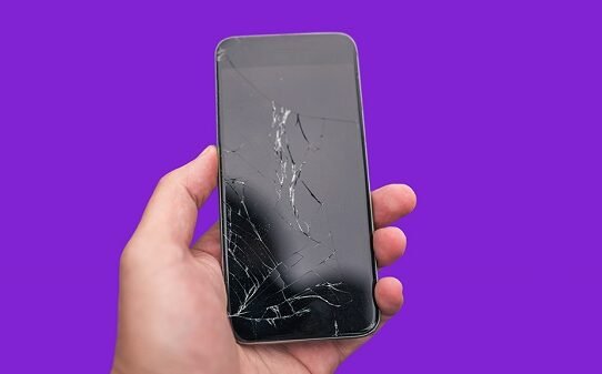 repairing cracked phone screen